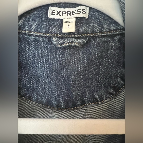 Women’s Express Jean Jacket - Picture 2 of 14